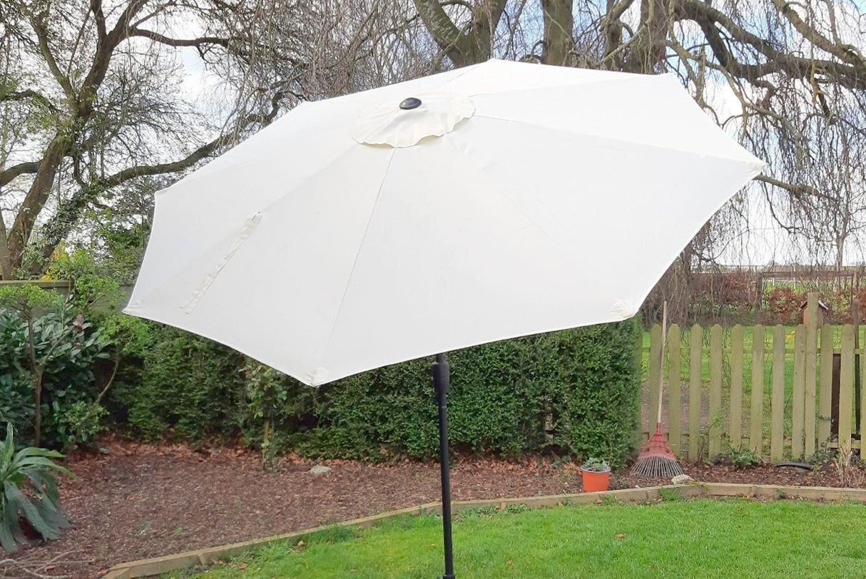 2.7m Aluminium Parasol With Tilt & Crank in Cream