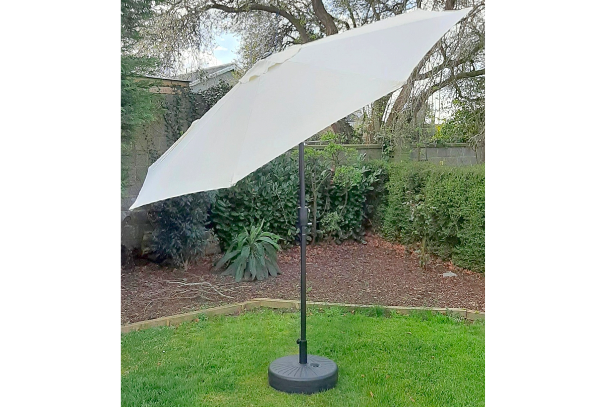 2.7m Aluminium Parasol With Tilt & Crank in Cream