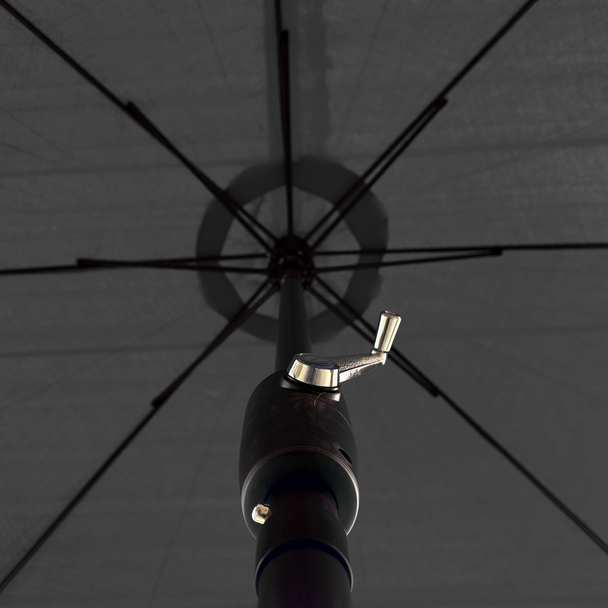 2.7m Aluminium Parasol with Tilt & Crank in Black
