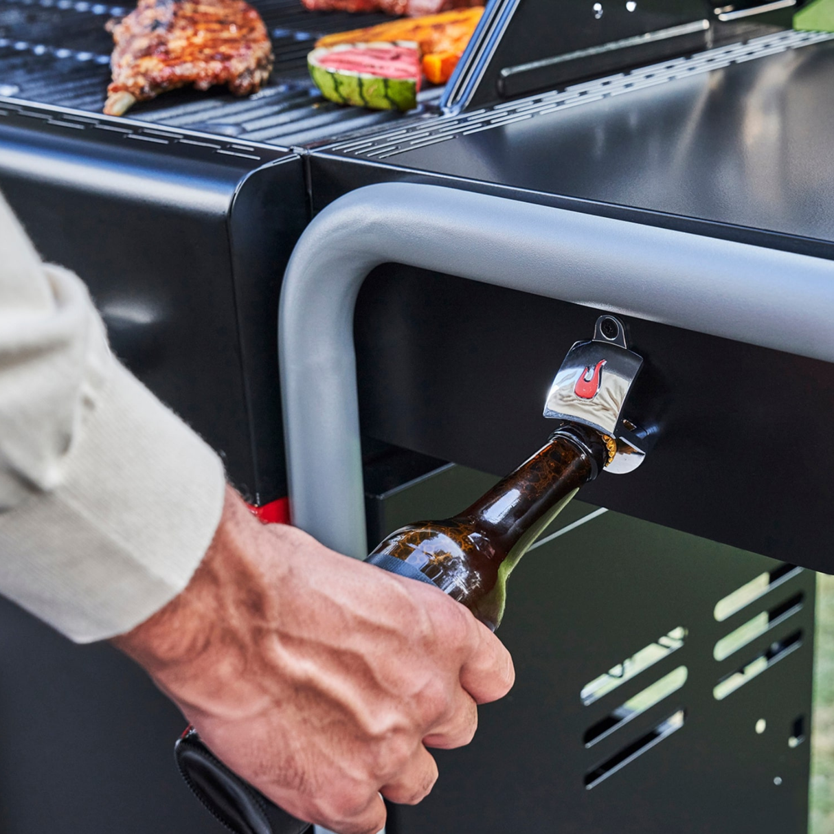 Char-Broil Gas2Coal 2.0 210 Euroflex Hybrid BBQ