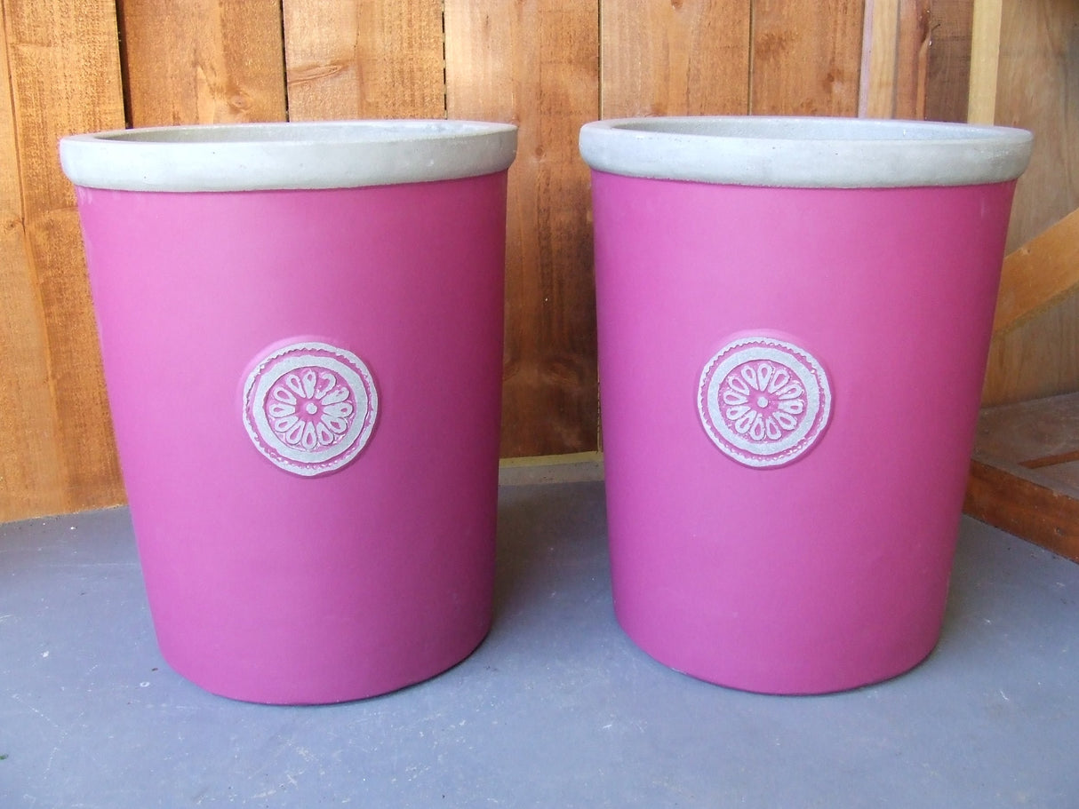 Tall Round & Badge 27cm x 30cm