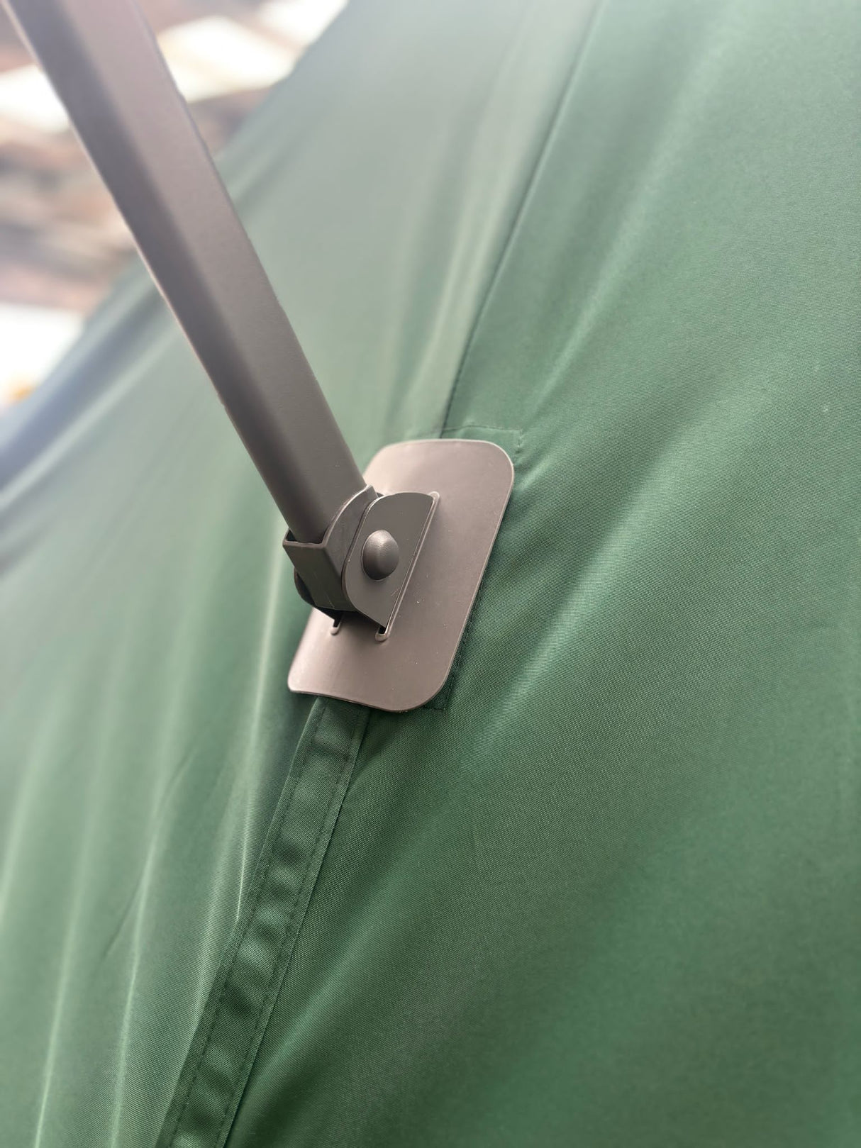 3m Deluxe Cantilever Parasol With Base in Green