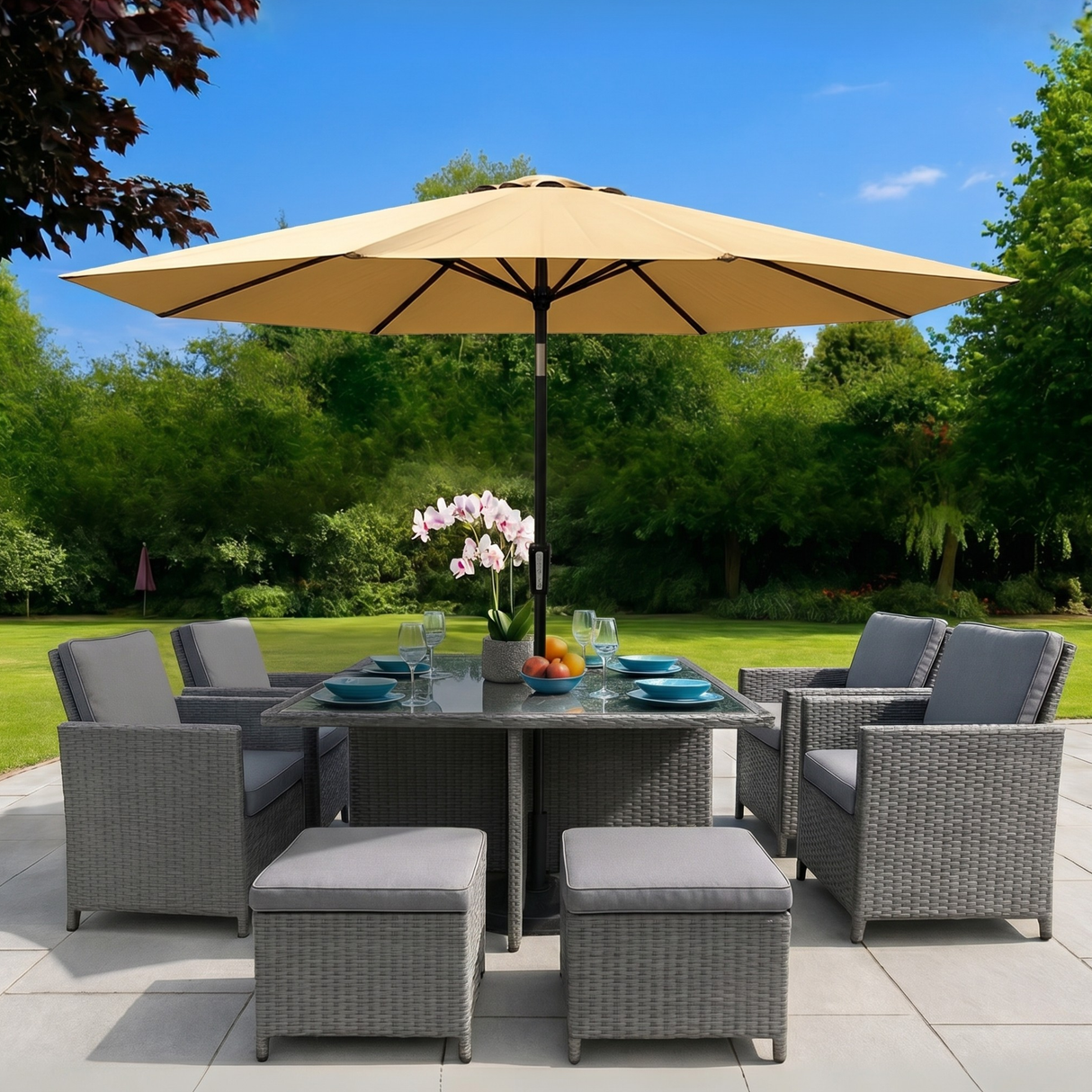2.7m Aluminium Parasol With Tilt & Crank In Beige