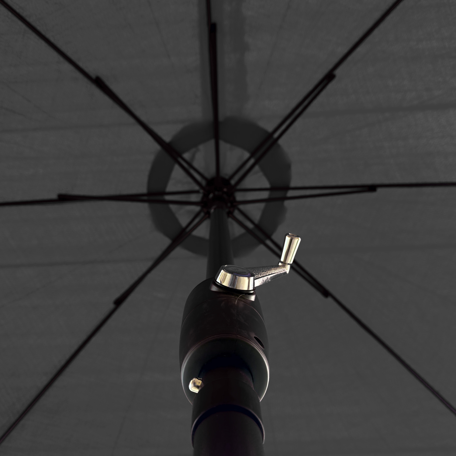 2.7m Aluminium Parasol with Tilt & Crank in Black