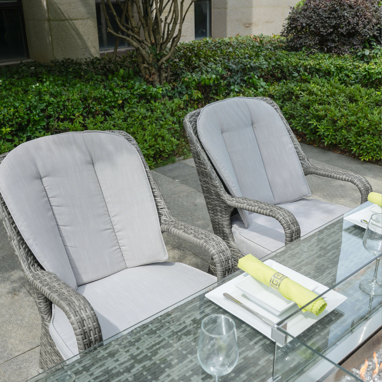6 seater Outdoor Dinig Set With Firepit Table