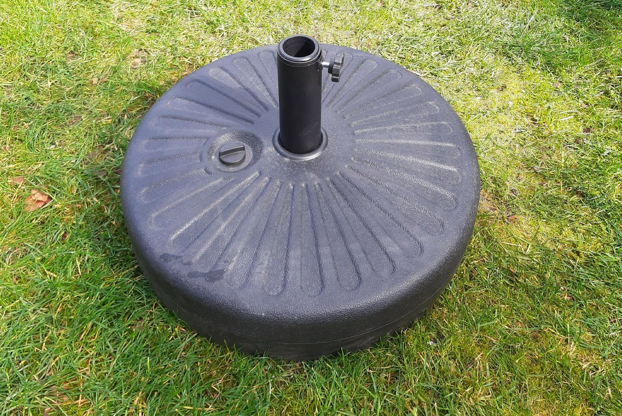 Parasol Base for 2.7M Aluminium Tilt & Crank Parasols